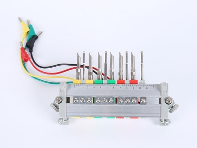 HH2018A三相鋁合金背出線(xiàn)表座帶電壓端子（6滑塊,165孔距，M8螺桿）